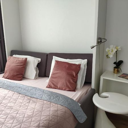 Apartamenty Aleje Jerozolimskie วอร์ซอ ภายนอก รูปภาพ