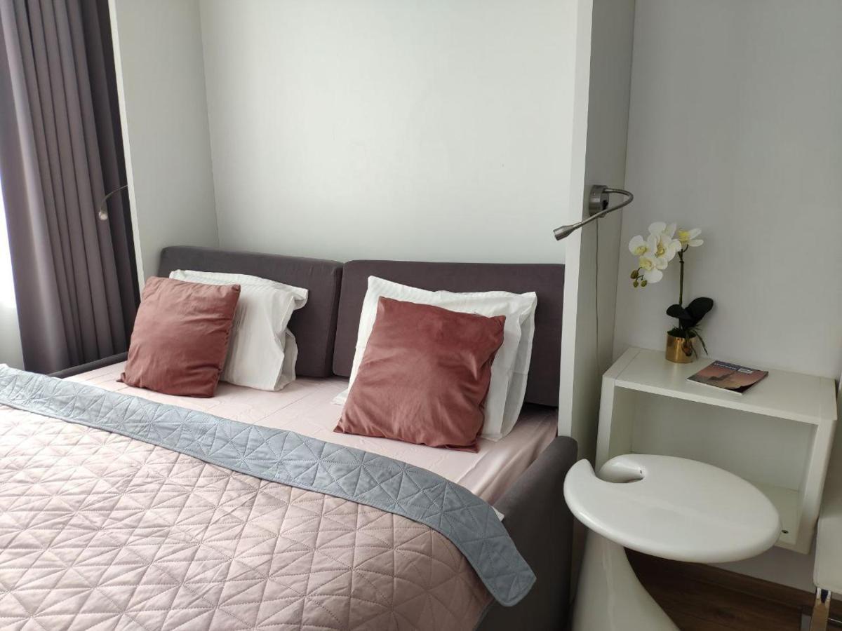 Apartamenty Aleje Jerozolimskie วอร์ซอ ภายนอก รูปภาพ